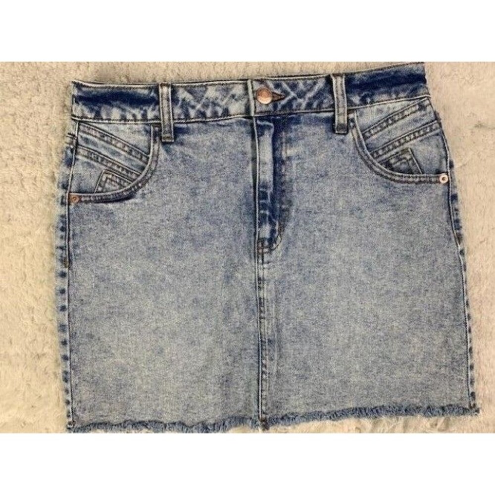 Wild Fable Size 10 Womens Skirt Stretch Denim Jean Short Light Wash